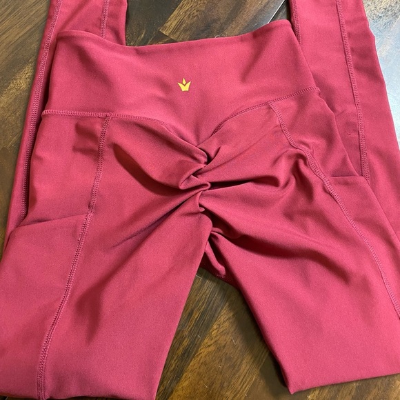 Obsessions Couture Pants - Obsession Pocket Leggings Cranberry size small.